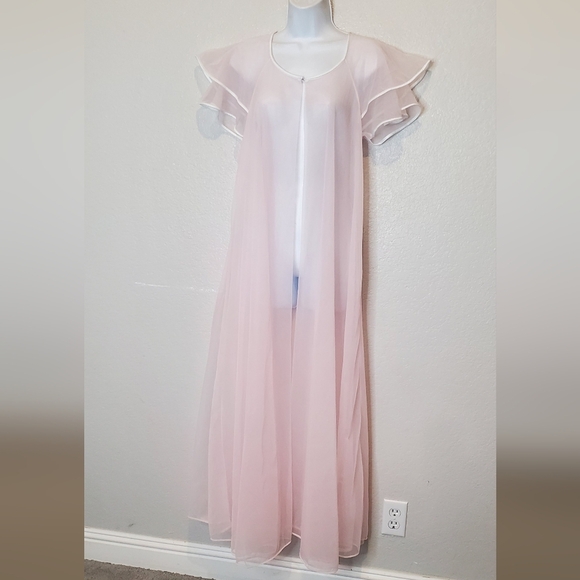 Vintage 60s Val Mode Pink Chiffon Sheer Flutter Sleeve Sweeping Robe Size Small - Picture 1 of 9